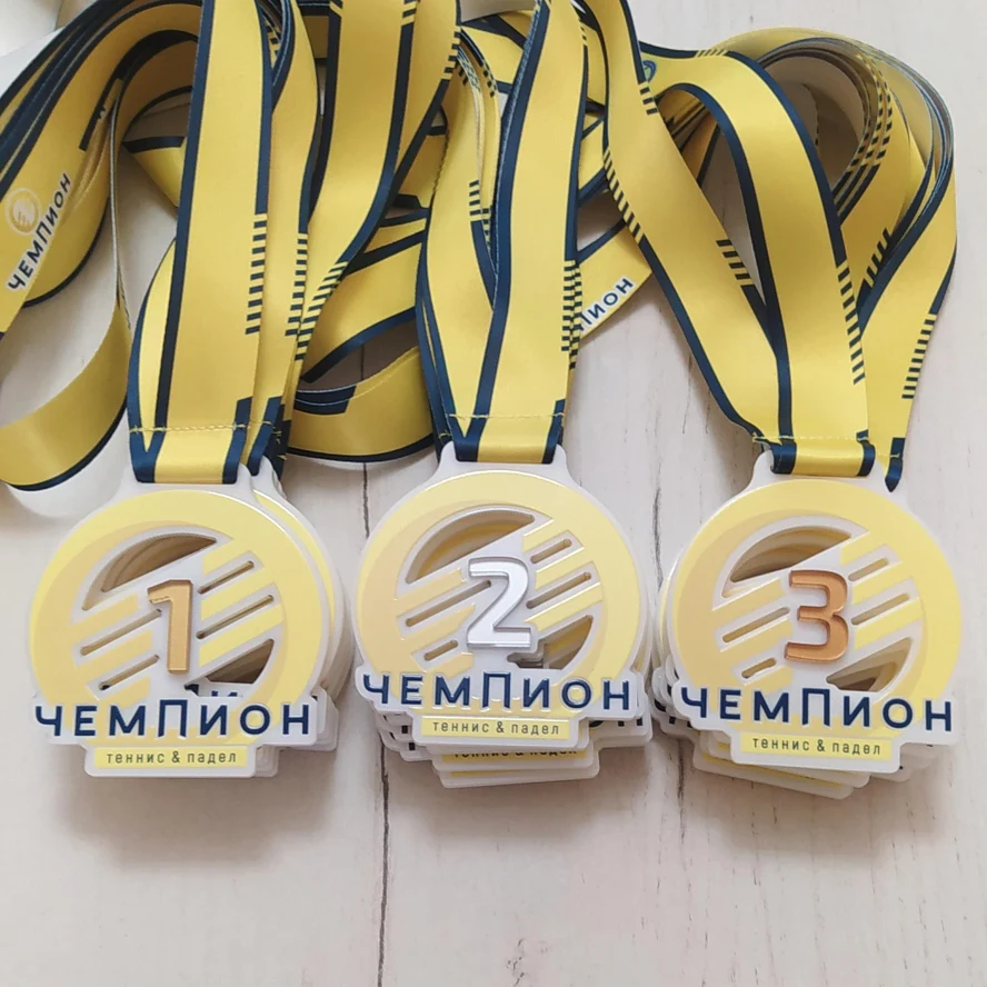 Призовые медали из акрила для клуба "Чемпион"